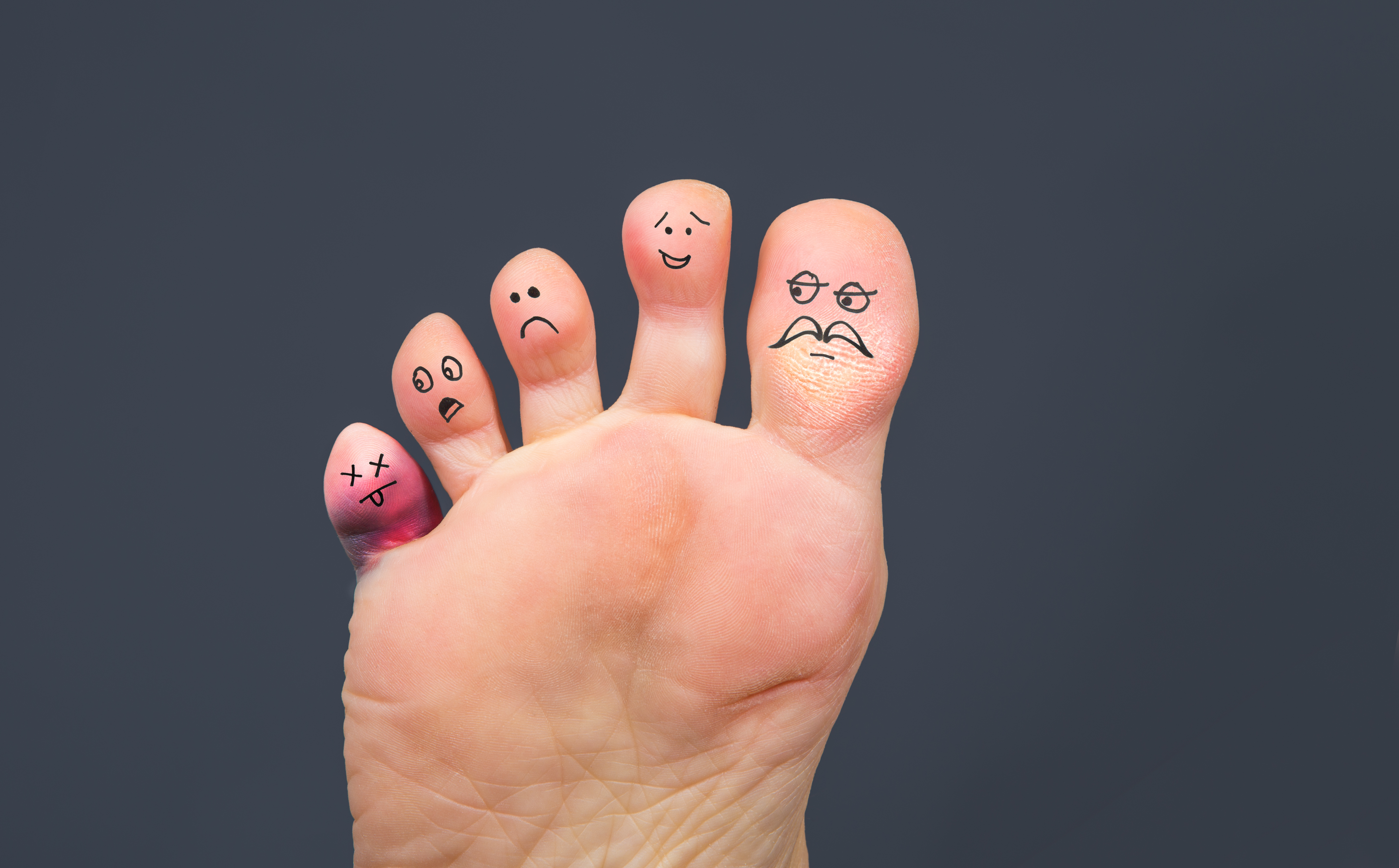 Image for Arabic - Looking after your diabetic foot ulcer